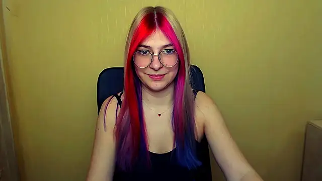 Luna Lush  online show from February 20, 2025, 9:22 am