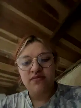 SophiaWeestt99 online show from November 23, 2025, 3:06 am