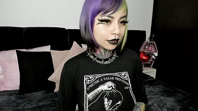 NikkiRamone online show from February 15, 2025, 5:09 am