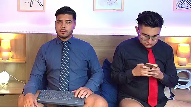 thiagowes online show from November 14, 2025, 4:11 am