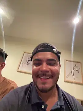 thiagowes online show from December 19, 2025, 4:41 am