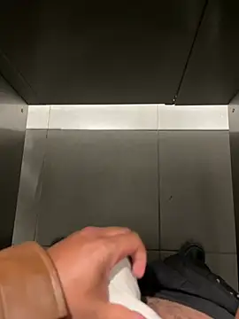 thiagowes online show from March 28, 2026, 10:53 pm