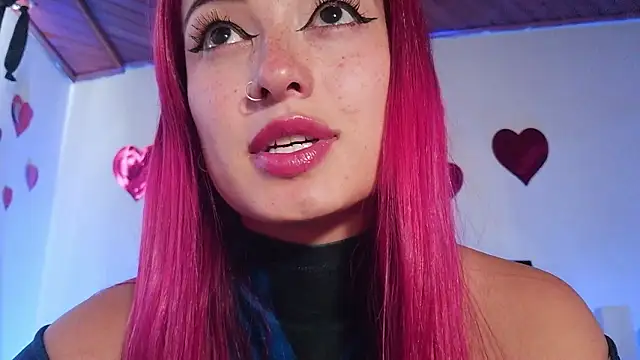 Snapshot of luccycollins_ chatting on February 13, 2026, 4:03 pm luccycollins online show from February 13, 2026, 4:03 pm