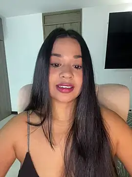 Aitana98  online show from April 6, 2026, 1:25 am