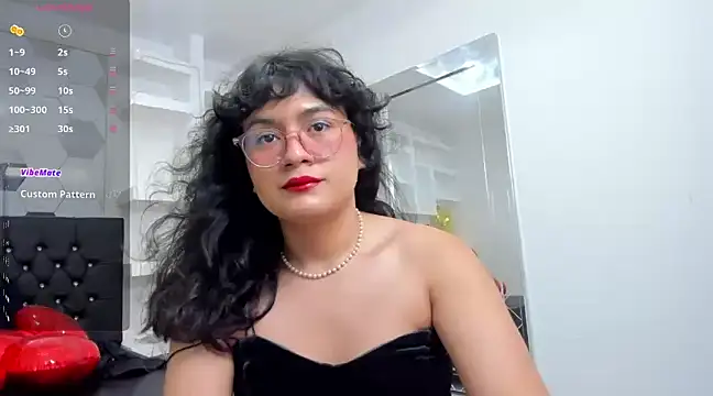 Elith Berry69 online show from March 14, 2025, 9:32 pm