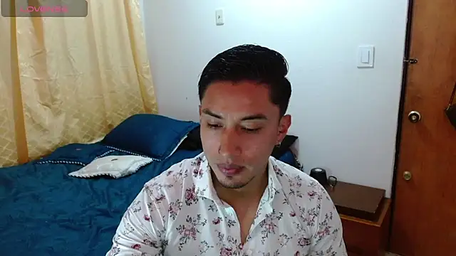 Snapshot of Davixx258 chatting on February 19, 2026, 11:45 pm Davixx258 online show from February 19, 2026, 11:45 pm