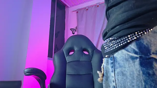 meggan 77 online show from January 13, 2026, 5:24 am