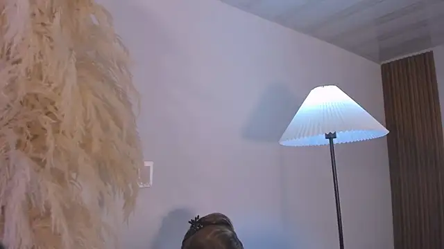 Snapshot of Keila_Mendoza chatting on March 5, 2026, 4:08 am Keila Mendoza online show from March 5, 2026, 4:08 am