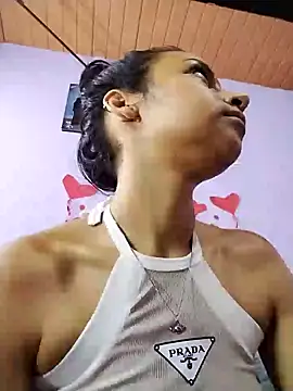 Snapshot of emma_ambar chatting on February 22, 2025, 12:38 am emma ambar online show from February 22, 2025, 12:38 am