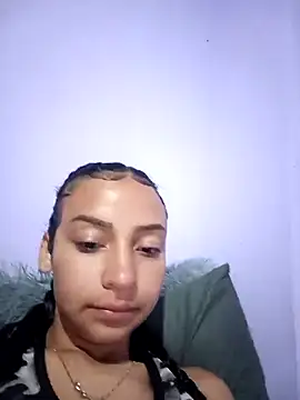 Snapshot of emma_ambar chatting on March 12, 2025, 4:19 am emma ambar online show from March 12, 2025, 4:19 am