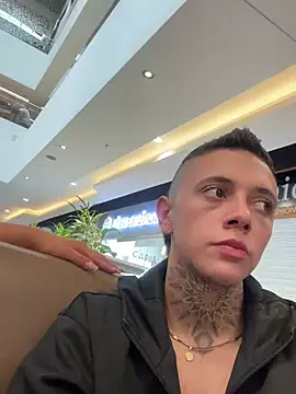 Snapshot of _PhillipBrown chatting on February 8, 2025, 2:05 pm PhillipBrown online show from February 8, 2025, 2:05 pm