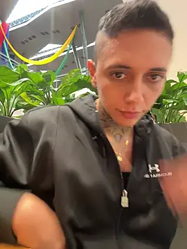 Snapshot of _PhillipBrown chatting on February 12, 2025, 8:40 pm PhillipBrown online show from February 12, 2025, 8:40 pm