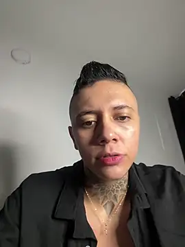 Snapshot of _PhillipBrown chatting on February 23, 2026, 12:13 pm PhillipBrown online show from February 23, 2026, 12:13 pm