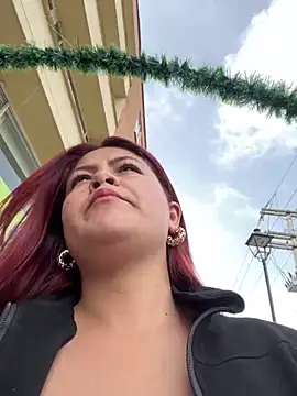 lia moon77 online show from December 12, 2024, 7:37 pm