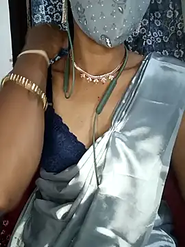 Snapshot of Miakhalifatamil chatting on December 15, 2024, 4:59 pm Miakhalifatamil online show from December 15, 2024, 4:59 pm