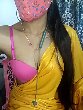 Snapshot of Miakhalifatamil chatting on January 25, 2025, 8:21 pm Miakhalifatamil online show from January 25, 2025, 8:21 pm