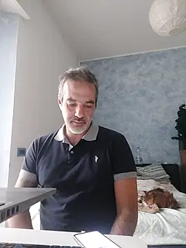 Marcolino183 online show from December 4, 2025, 8:23 am