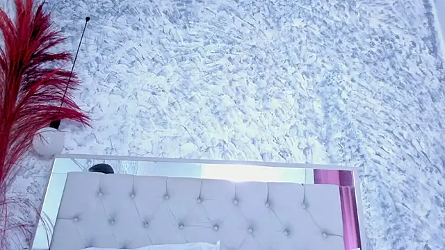 Mia Malkovaa  online show from February 20, 2026, 2:39 pm