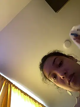 baby lizy online show from November 5, 2025, 8:53 pm