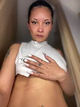 baby lizy online show from July 1, 2026, 7:57 pm