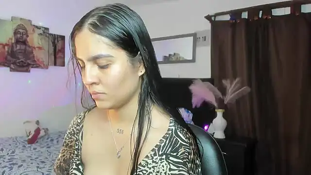 alisa jhons1 online show from October 6, 2025, 11:13 pm
