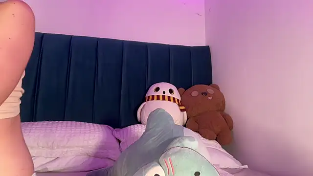 alice guerin  online show from March 1, 2026, 3:52 am