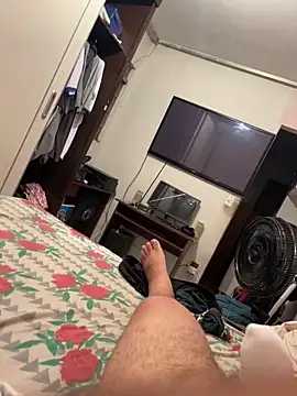 Snapshot of gozador2912 chatting on September 30, 2025, 12:21 pm gozador2912 online show from September 30, 2025, 12:21 pm