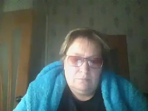 MelanieCold467 online show from October 7, 2025, 5:10 pm