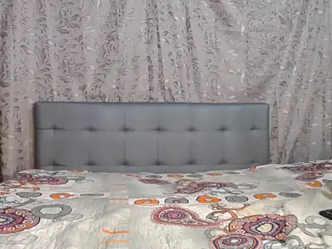 Snapshot of Soe_Lara chatting on February 13, 2026, 1:18 pm Soe Lara online show from February 13, 2026, 1:18 pm