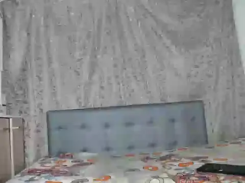 Snapshot of Soe_Lara chatting on February 18, 2026, 12:01 pm Soe Lara online show from February 18, 2026, 12:01 pm