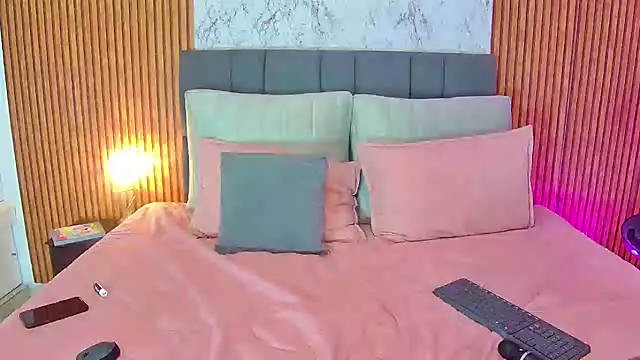 Snapshot of AkiraHomers chatting on February 10, 2025, 2:37 pm AkiraHomers online show from February 10, 2025, 2:37 pm