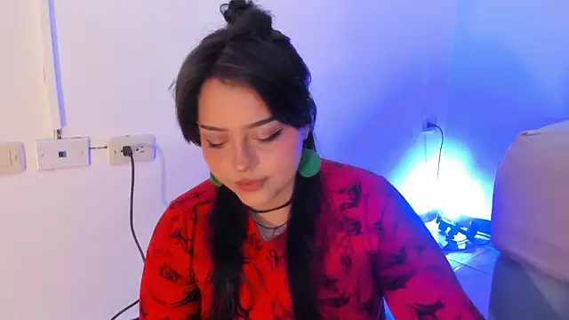 Snapshot of curvy_rousi chatting on February 20, 2026, 3:47 am curvy rousi online show from February 20, 2026, 3:47 am