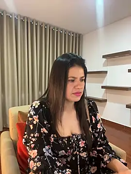 Snapshot of Alice_Biel chatting on January 5, 2025, 9:03 pm Alice Biel online show from January 5, 2025, 9:03 pm