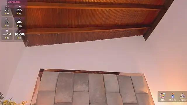 Sofi Vasquez online show from September 23, 2025, 8:56 pm