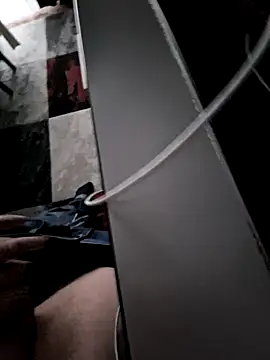 Warumnicht1980 online show from December 18, 2024, 12:29 pm