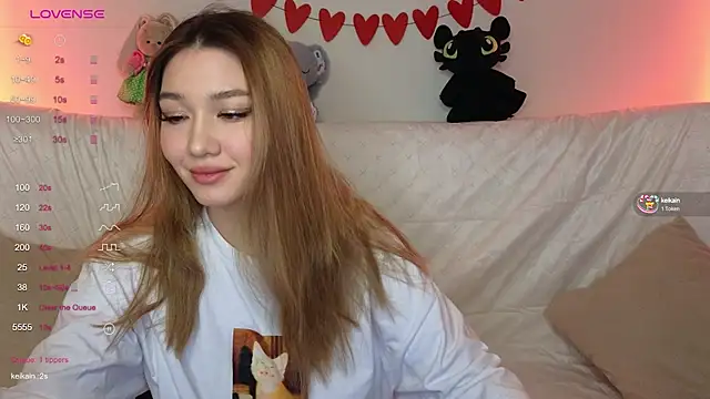 Snapshot of LuxuryGirl__ chatting on February 26, 2025, 12:36 pm LuxuryGirl online show from February 26, 2025, 12:36 pm