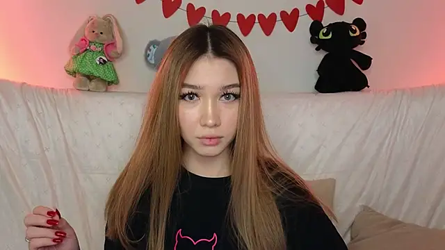 Snapshot of LuxuryGirl__ chatting on February 27, 2025, 12:23 pm LuxuryGirl online show from February 27, 2025, 12:23 pm