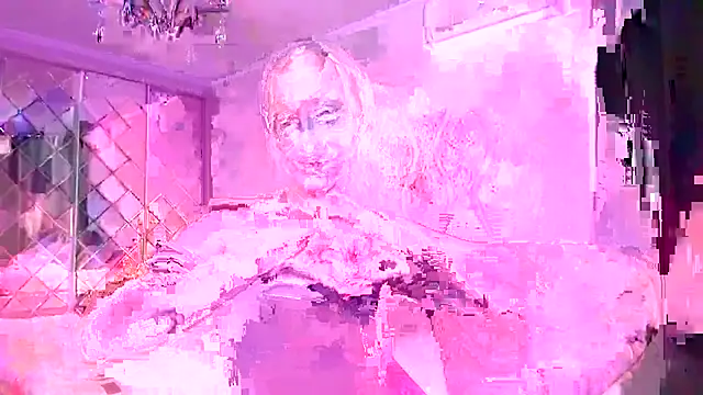 Snapshot of MelodyOfLovee chatting on March 13, 2025, 4:56 pm MelodyOfLovee online show from March 13, 2025, 4:56 pm