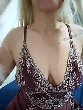 Biaangel34 online show from October 5, 2025, 9:40 am