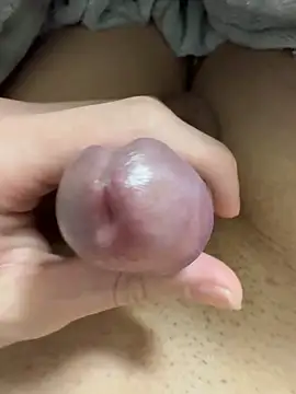 toooom845 online show from February 7, 2025, 1:53 pm