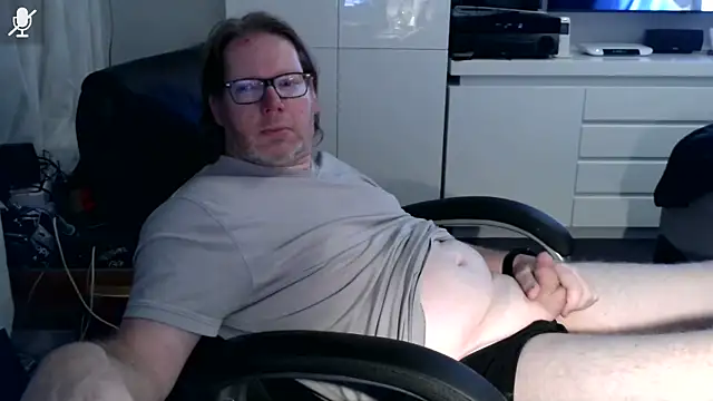 VSteph online show from November 3, 2025, 10:10 pm