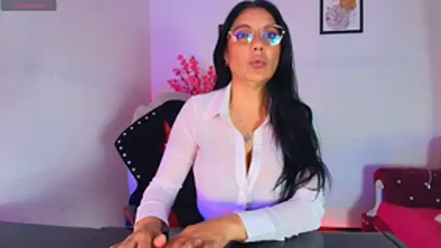 Zuzana21 online show from June 30, 2026, 1:01 pm