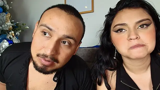 Snapshot of XXCOUPLESSEX chatting on January 4, 2025, 7:03 am XXCOUPLESSEX online show from January 4, 2025, 7:03 am