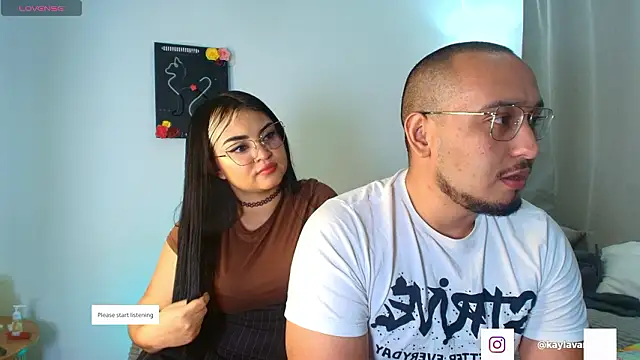 Snapshot of XXCOUPLESSEX chatting on March 20, 2026, 11:48 am XXCOUPLESSEX online show from March 20, 2026, 11:48 am