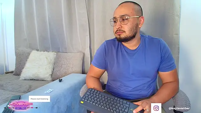 Snapshot of XXCOUPLESSEX chatting on April 4, 2026, 5:38 am XXCOUPLESSEX online show from April 4, 2026, 5:38 am