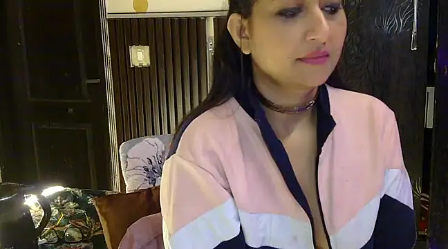 Snapshot of fabdemira chatting on January 17, 2025, 1:36 am fabdemira online show from January 17, 2025, 1:36 am
