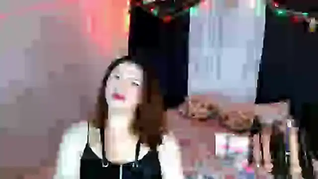 smithdara online show from December 14, 2025, 8:35 pm