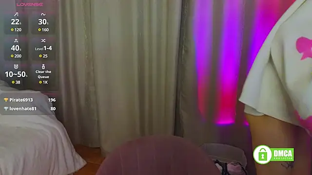 Hello Vivienne online show from March 13, 2025, 7:17 pm