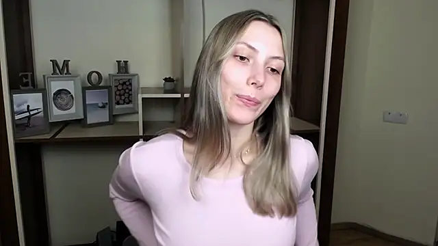 VanessaMay  online show from March 10, 2026, 6:24 pm