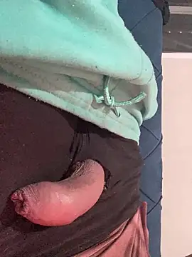 Snapshot of 6MataGarcia chatting on December 14, 2025, 2:06 am 6MataGarcia online show from December 14, 2025, 2:06 am